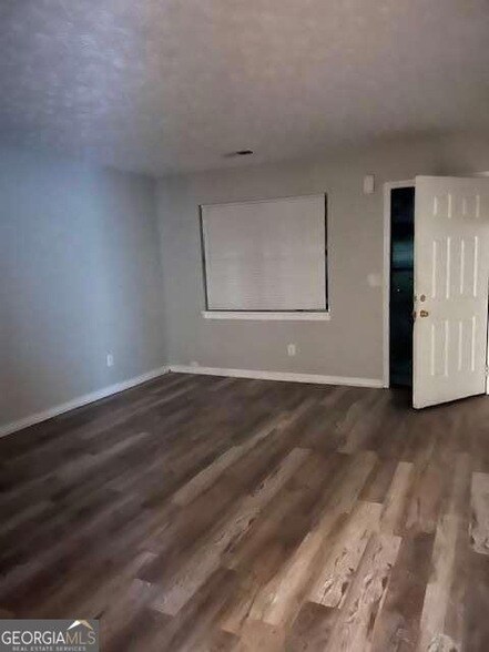 Photo - 192 Kimberly Way SW Unidad 192