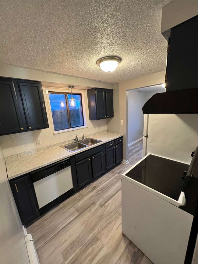 Photo - 164 Melrose St Apartamentos Unidad 2