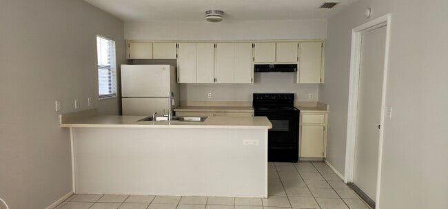 Photo - 2132 S Gleneagle Ter Unit 2136 S Gleneagle Terrace