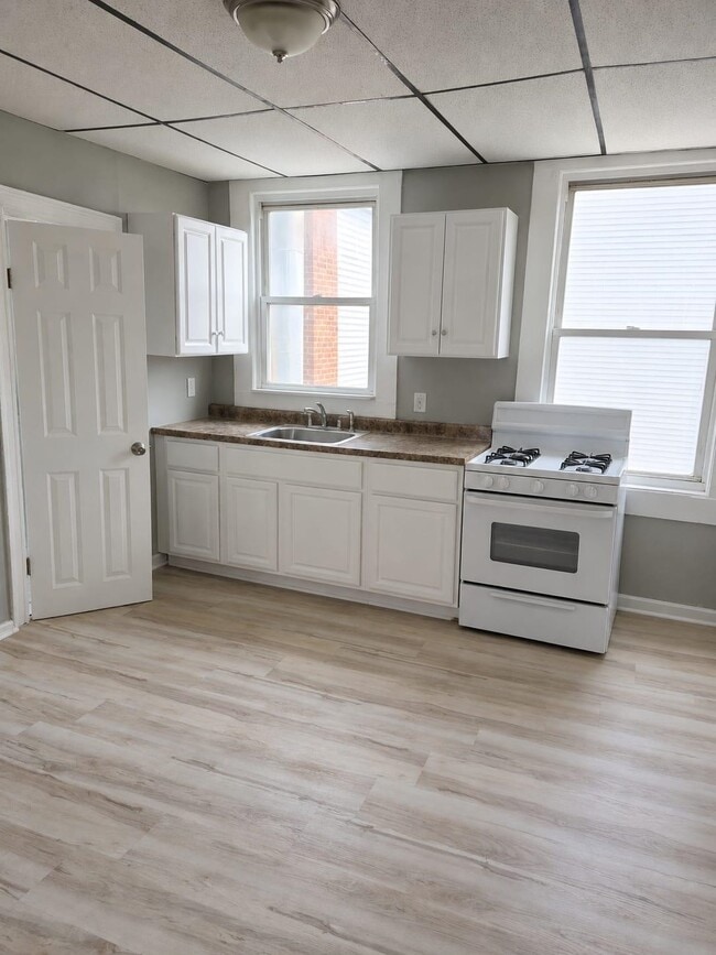 Building Photo - 3612 New York Ave Unit 5