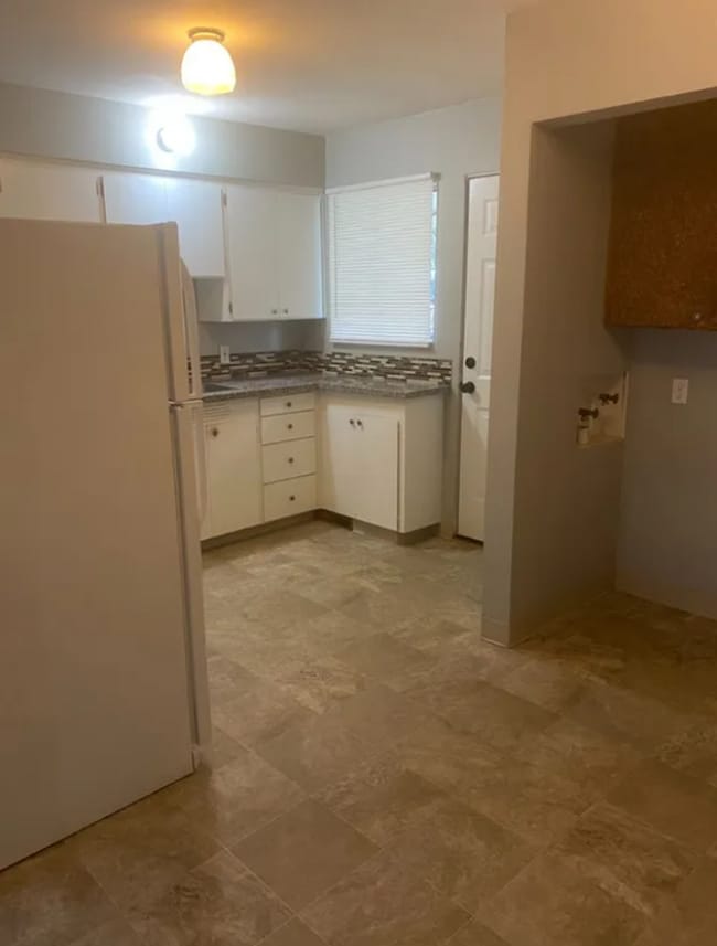 Photo - TFSC-B3008-3018 Unit 3008