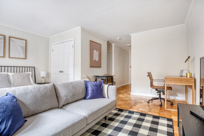 210 W 89th St Unit SI FL4-ID2286