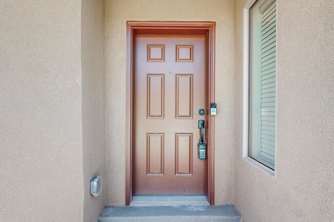 Photo - 308 Prism Ave SW