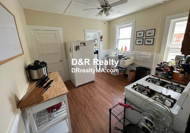 Photo - 33 Ossipee Rd Unit 2