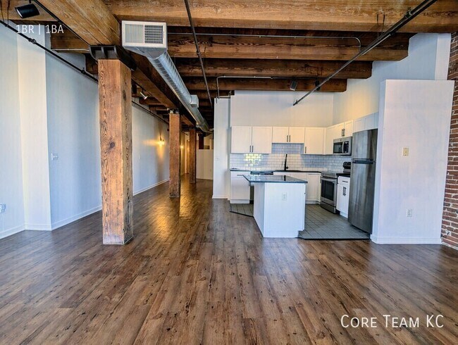 Photo - 204 Walnut St Unit 211