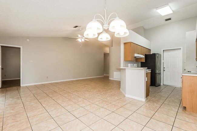 Photo - 1440 Tiverton Dr