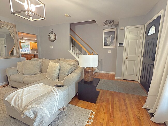 Photo - 199 Lakeview Ave