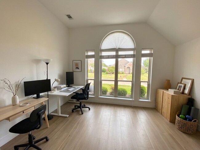 Photo - Beautiful single-story home for lease