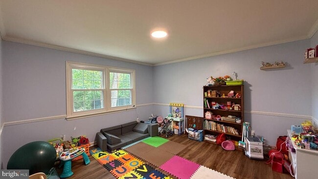 Photo - 4015 Duke Of Gloucester St