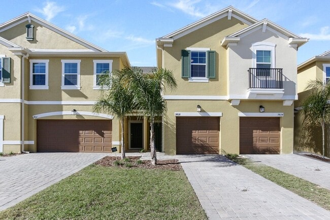 Building Photo - Former Model Townhome for Rent
