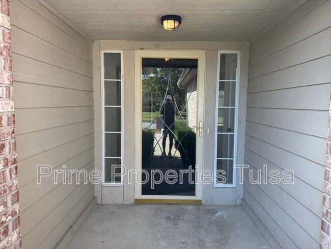 Photo - 1208 S 35th St