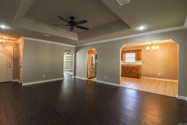 Photo - 712 Troy Cove