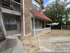 Building Photo - 6314 Cambridge Dr Unit 3 Rental