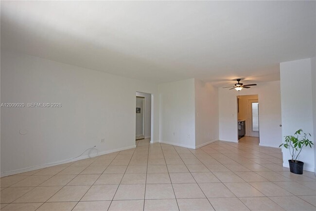 Photo - 2250 Bay Dr Unit 4