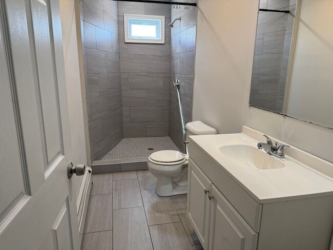 986 Smith St Unit 3
