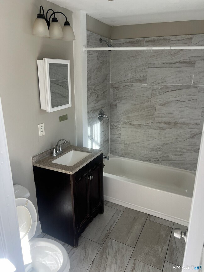 Photo - 179 Orland St