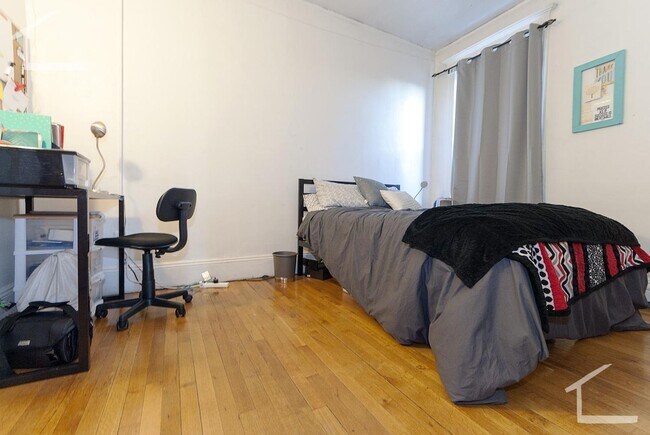 Photo - Amazing four bedroom unit!