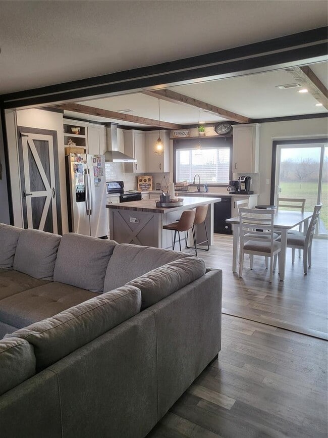 Photo - 192 Lazy River Ln