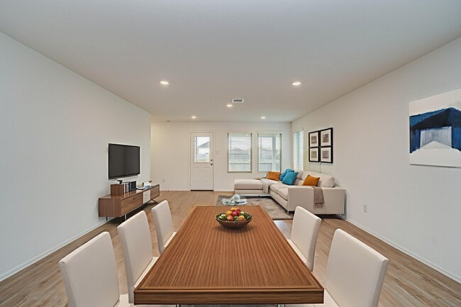 Photo - 9211 Redwood Br Dr