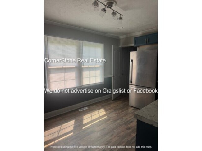 Photo - 412 Atwell Dr