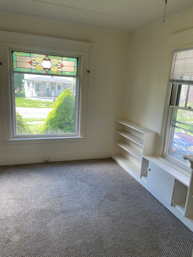 Photo - 36 S Lewis St Unit 1