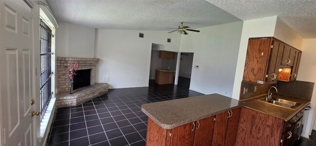 Photo - 2606 Lemonwood Ln