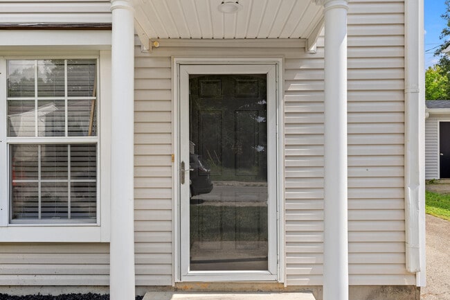 105 Old Lemons Mill Ct