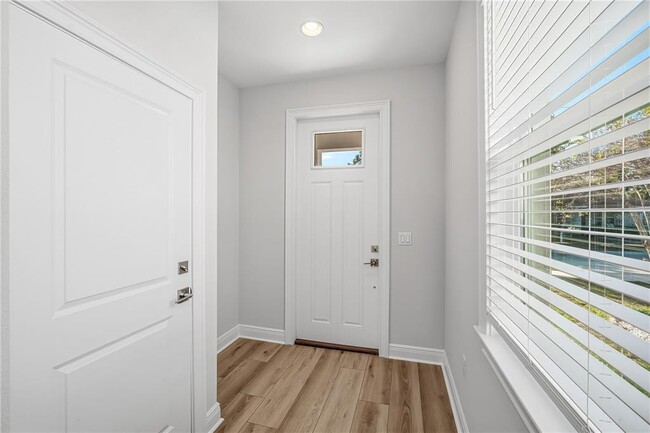 Photo - 2409 W Fig St