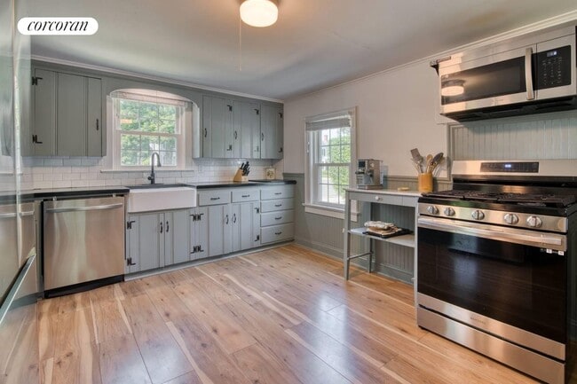 Building Photo - 540 2nd St Rental