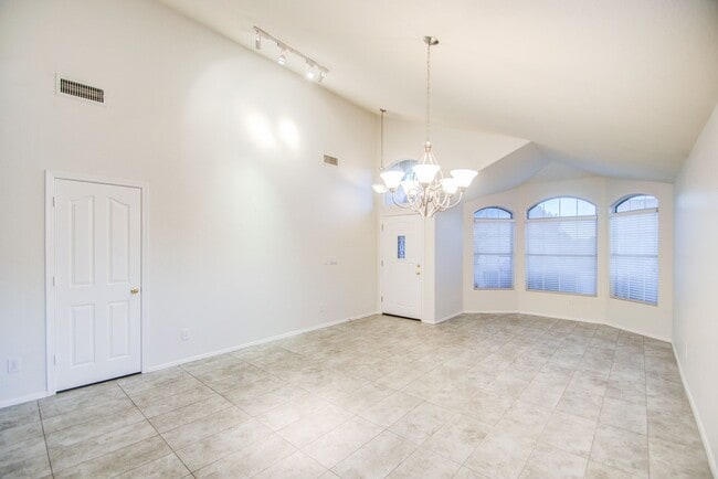 Photo - Lakewood 3 Bedroom for Rent!