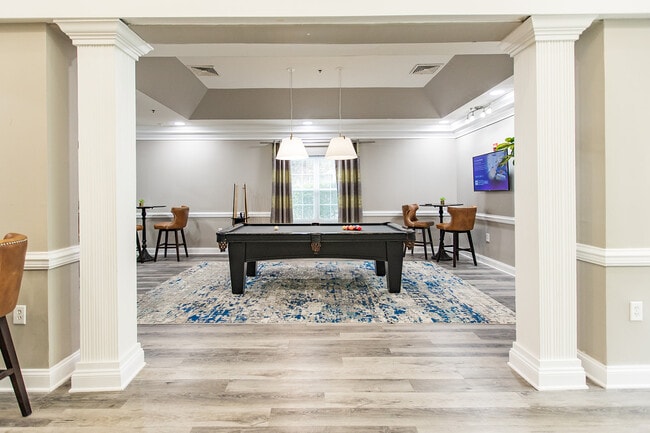 Riverscape Apartments
