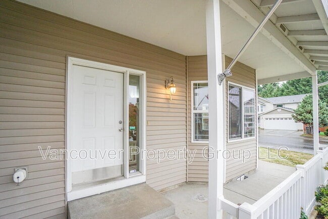 Photo - 2420 NE 165th Ave