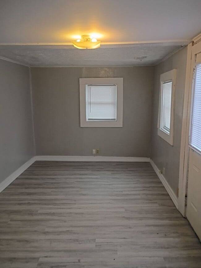 Photo - Large Back Porch