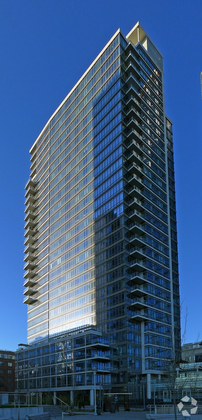 Primary Photo - Two Northside Piers