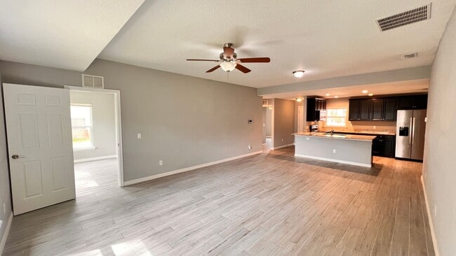 Photo - BEAUTIFUL 3/2 w/ office HOME in Deltona!