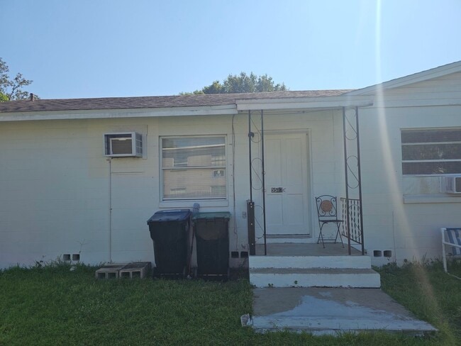 Photo - 1 Bed 1 Bath Near Downtown, Baldwin Park & Cady Way Trail