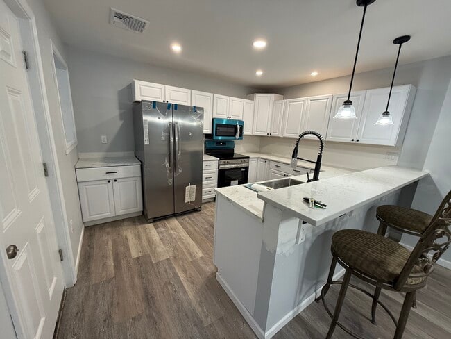 Photo - 265 Lincoln St Unit 265 B