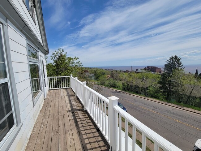 Photo - AVAILABLE IMMEDIATELY - 3 BED 1 BATH Unit Apt. #3