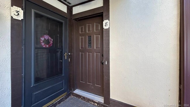 Photo - 8 Derby Ct Unit 8