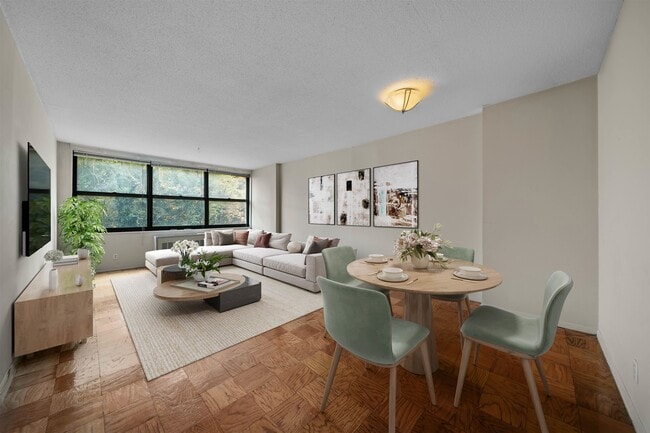 Building Photo - 7000 JFK Blvd E Unit 11E