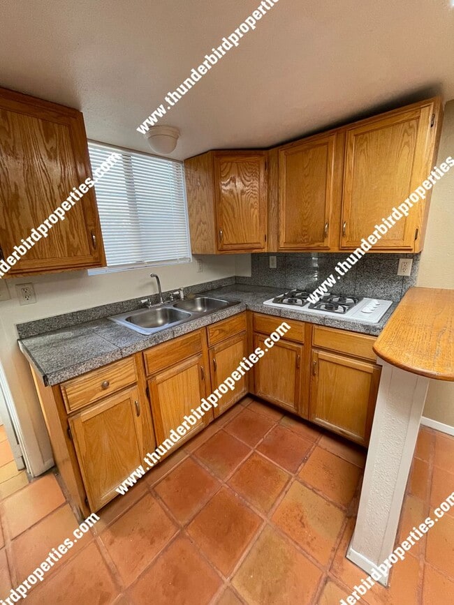 Photo - 2114 Oxford Ave SE Unit C (PG3000418)