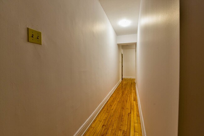 Photo - 6210 Avenue Deacon 6210 Chemin Deacon Unit 0B17