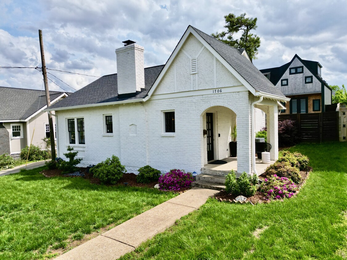 Photo - 1706 Holly St (Nashville, TN)