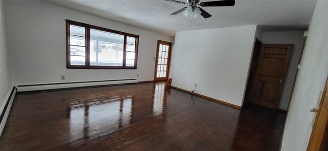 Photo - 308 Rano Blvd