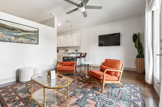 10820 S I-35 Frontage Rd Unit SI FL2-ID1592298P