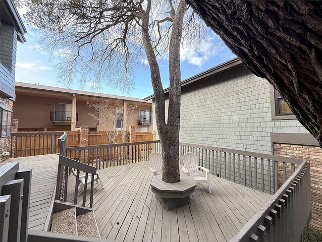 Photo - 7122 Wood Hollow Dr Unit 106