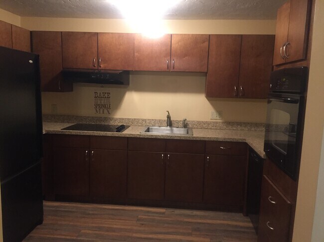 Photo - 5202 Halcyon Dr Condo