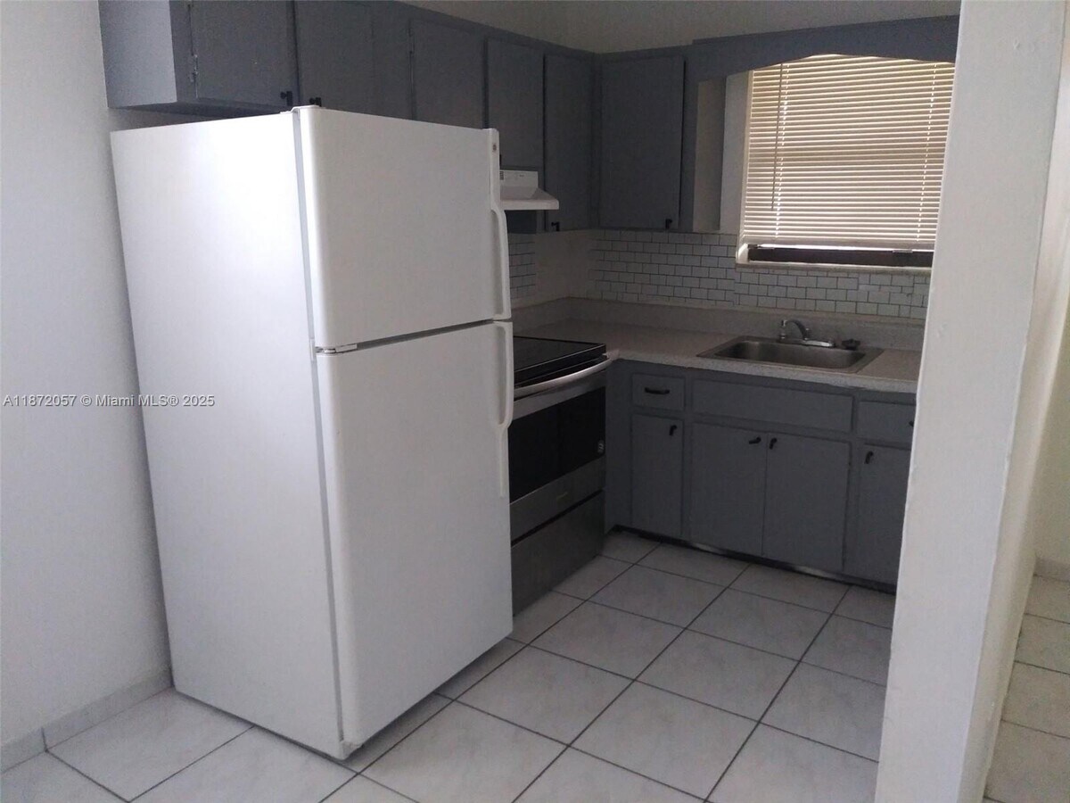 Photo - 6147 Arthur St Unit 1
