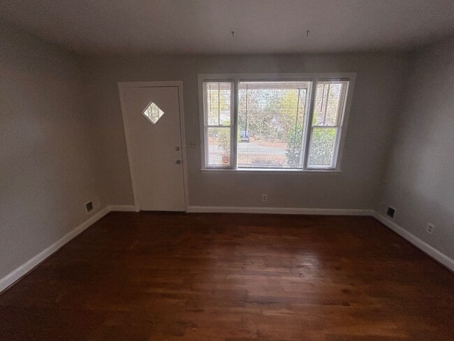 Photo - 3604 Hydrangea St