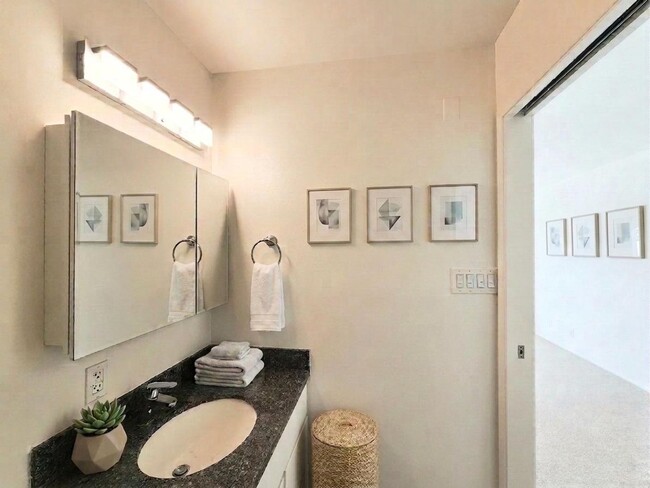 Photo - Top floor large 2 bed 2 bath open views at Woodlake Unit 405